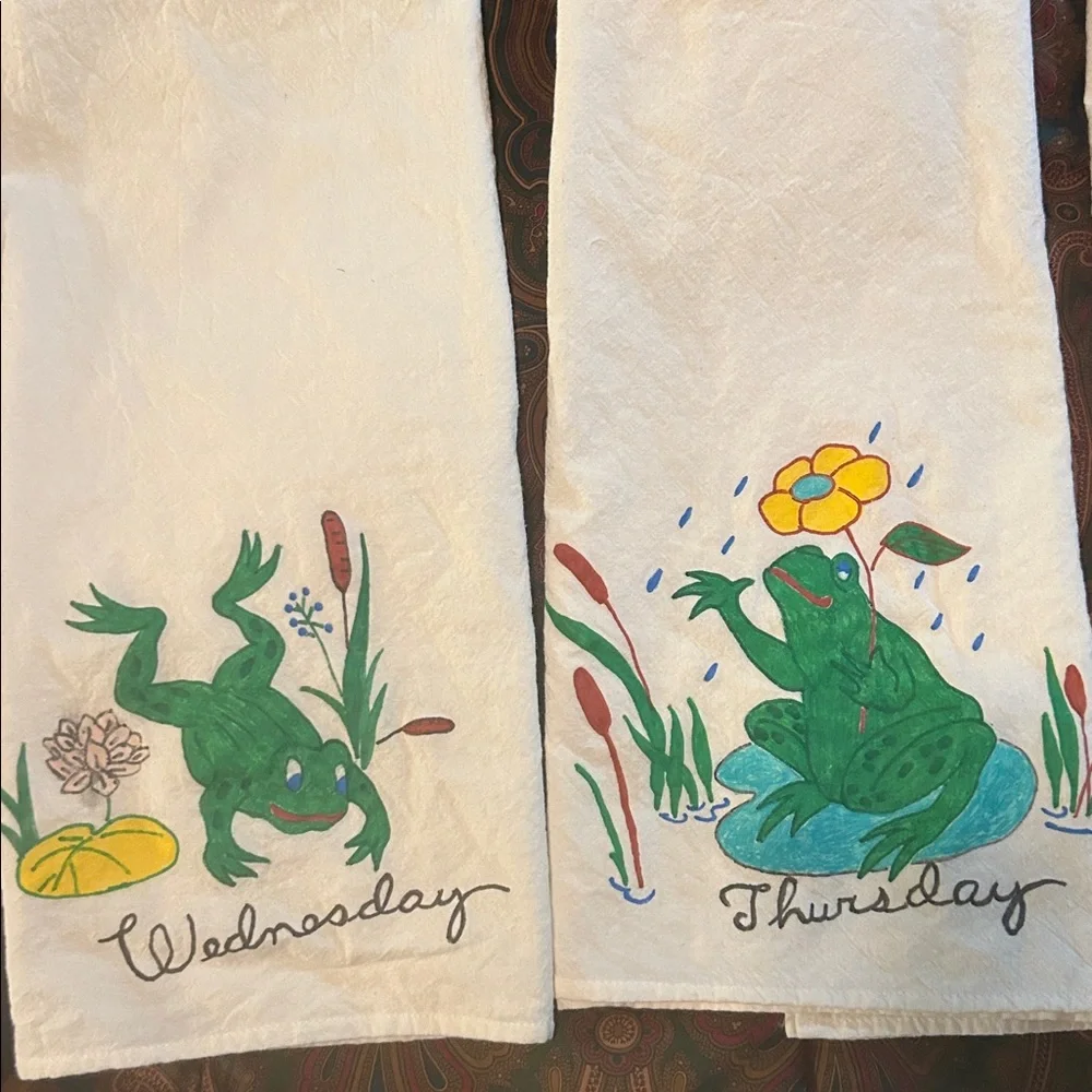 Vintage frog kitchen towels